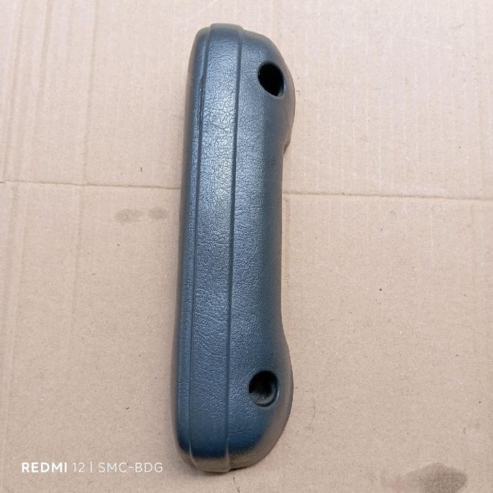 Handle tarikan pegangan pintu dalam doortrim door trim toyota kijang kapsul 7k untuk depan atau bela