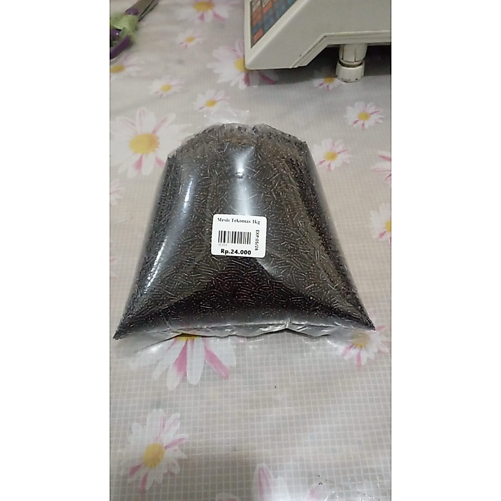 mesis tekomas coklat meses butiran coklat