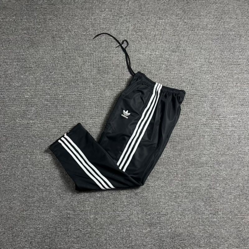 CELANA PANJANG ADIDAS HITAM LIST PUTIH PRIA WANITA TRACKPANT TRAINING RUNNING CASUAL DISTRO BRANDED