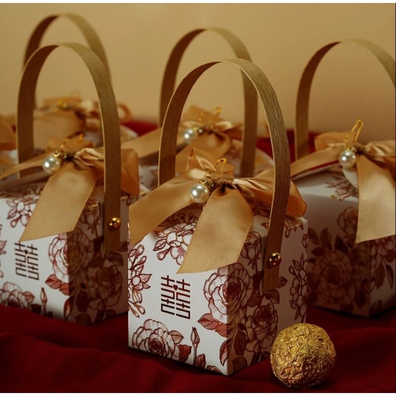 

CANDY BOX, KOTAK PERMEN, GOODIE BAGS, SANGJIT, HAMPERS 2237