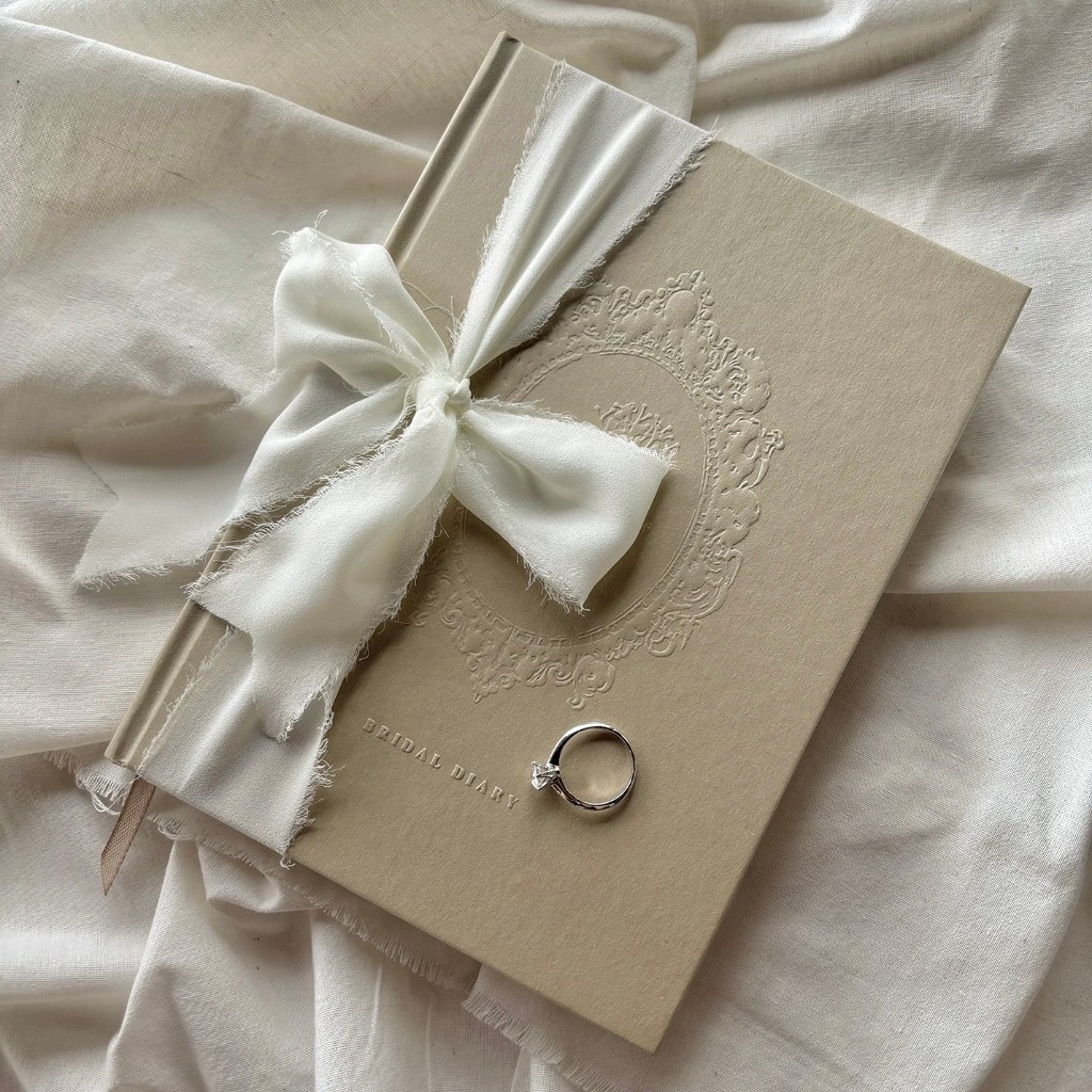 Wedding Planner / Buku Nikah / Buku Jurnal / Journal Book / Journal Book Aesthetic / BRIDAL DIARY