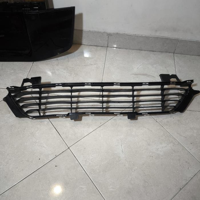 GRILL RAM BEMPER TOYOTA FORTUNER VRZ ORIGINAL