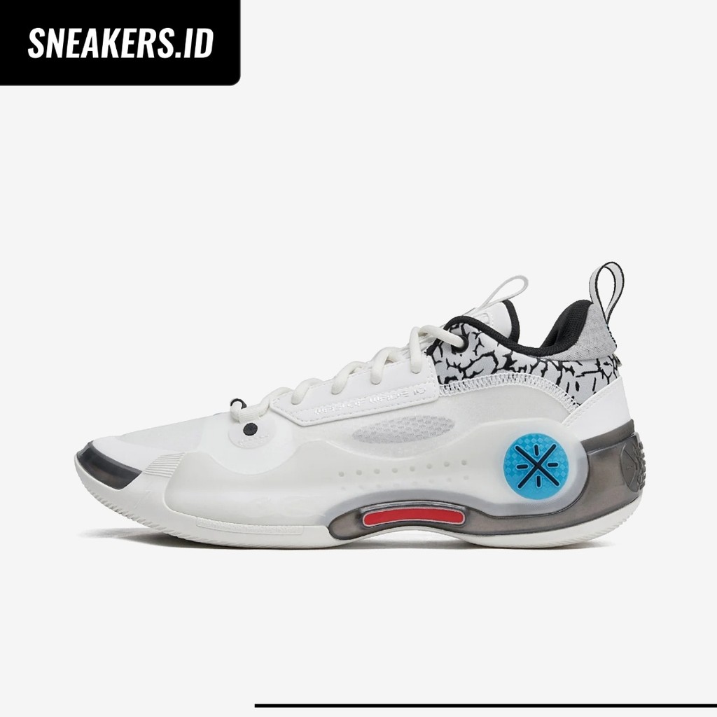 WAY OF WADE WOW 10 LOW BLACK FLASH WHITE BLACK ABAS083-18