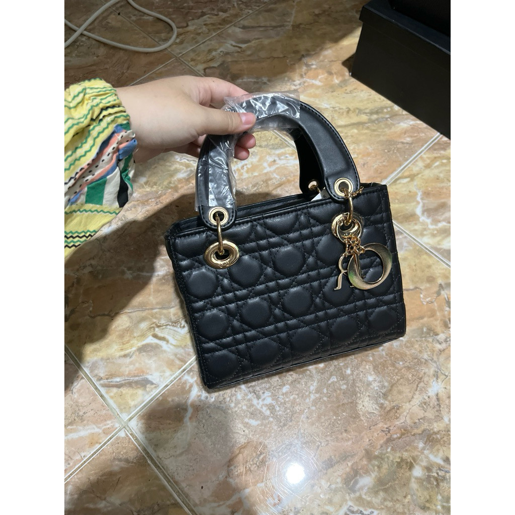 MELVI STORE TAS CANTIK DORY LADY