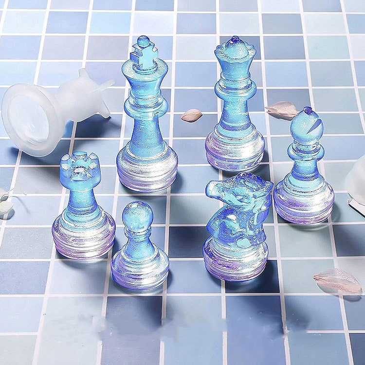 

3D Queen King Chess Piece Board Epoxy Resin Silicone Casting Mold For DIY Art Craft Mould Making Supplies Handicraft Accessories