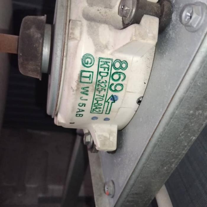 DC Fan Motor Outdoor AC Daikin 3 PK RZR71KUV1 2551192 Original