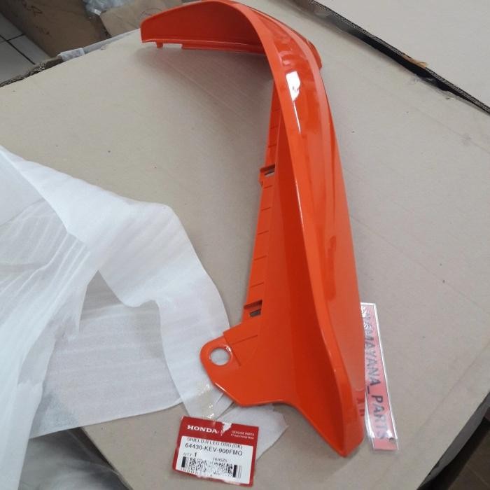 Cover Kanan Sayap Orange Supra 100 64430KEV900FMO