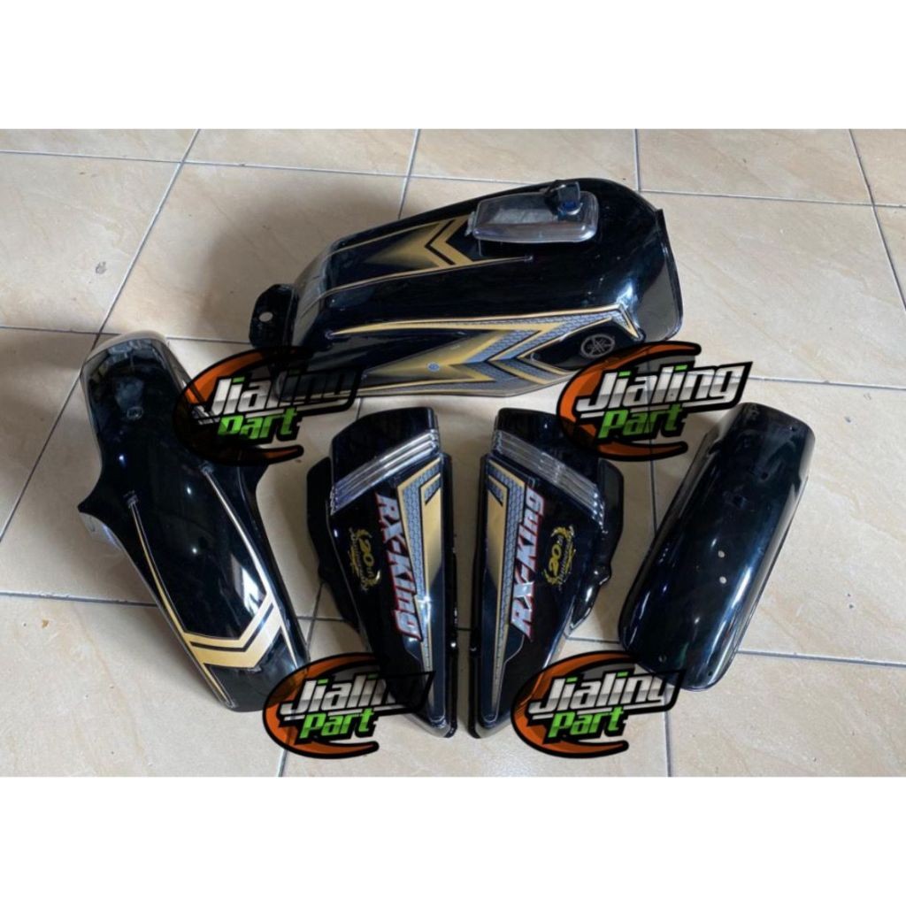 paket tangki rx king SE tahun 2003 hitam cover tengki rx king 2003 hitam set striping SE 2003 gold