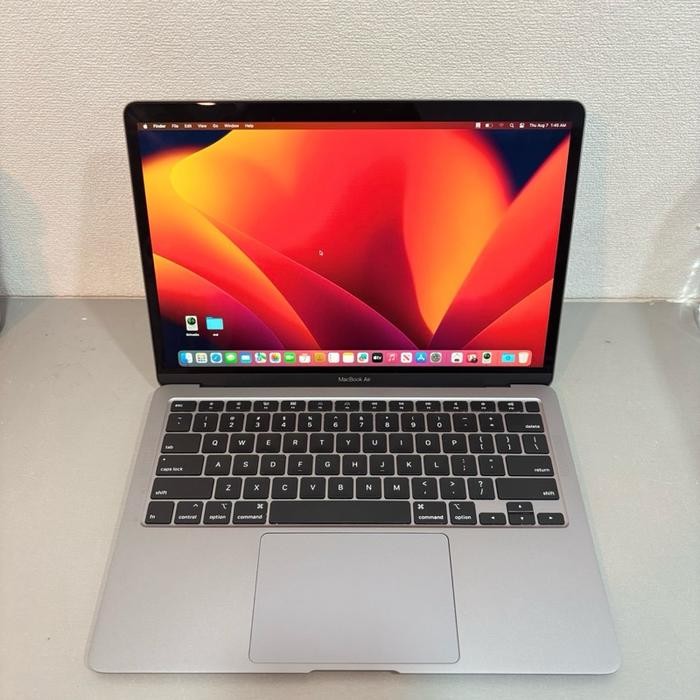 APPLE Macbook air retina 2020 13 inch core i3 Ram 8gb ssd 128 gb second bergaransi original(mulus) -