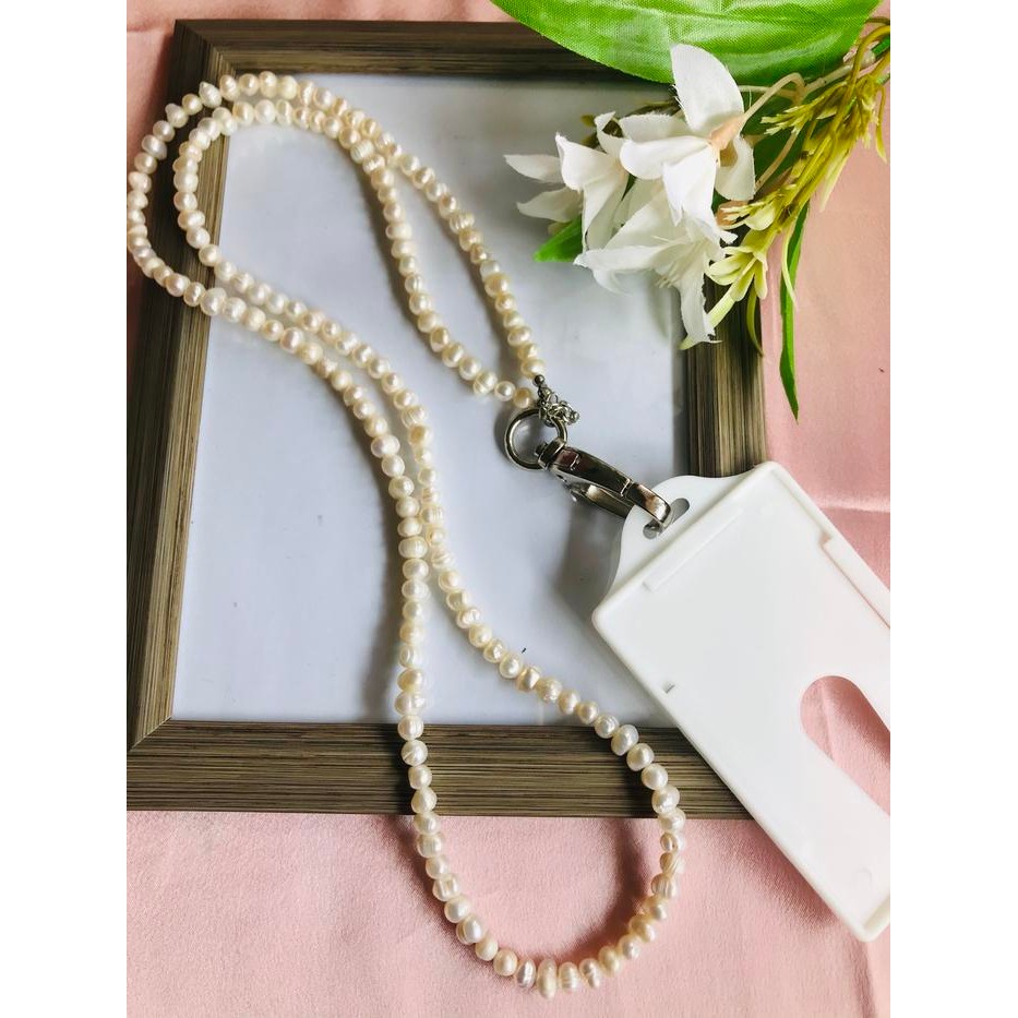 

READY Kalung Lanyard Tali Gantungan ID Card Name Tag Mutiara Tawar - Putih