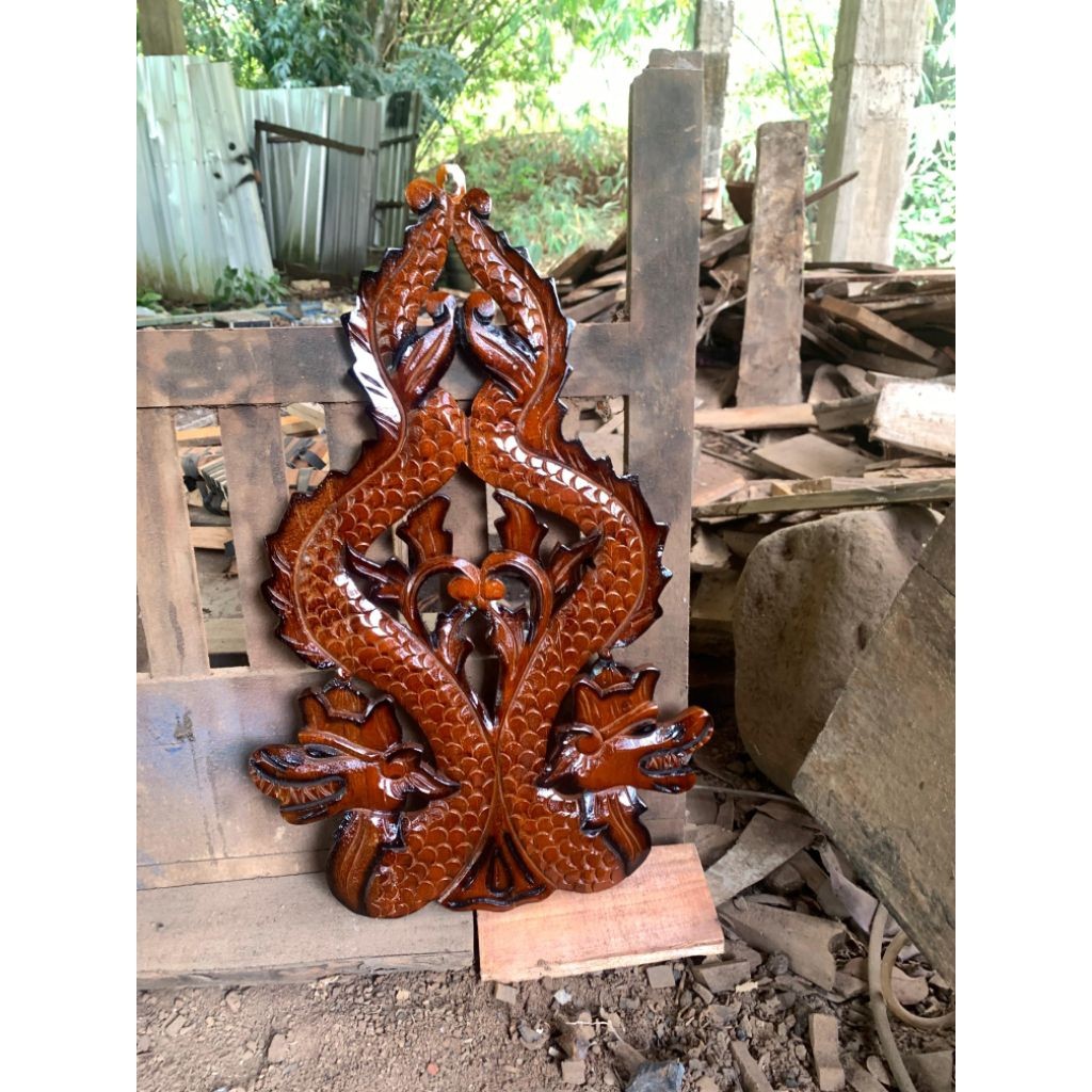 blawong keris dari kayu jati termurah ukir naga kembar ukir Alus ukir mahkota finishingan  coklat. m