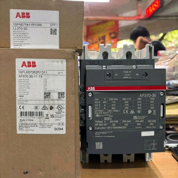 CONTACTOR ABB AF370-30-11-13 1SFL607002R1311 ORIGINAL