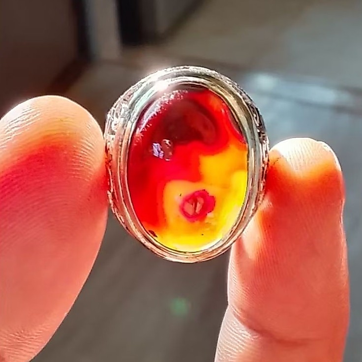 Cincin Akik Sulaiman Merah Motif Tembus