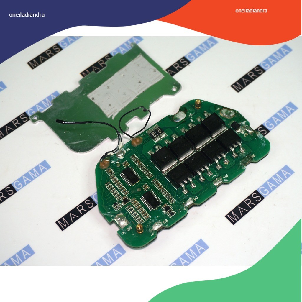 BMS 7S 30A 24V 29.4V lithium 3.7v 18650 SAME PORT