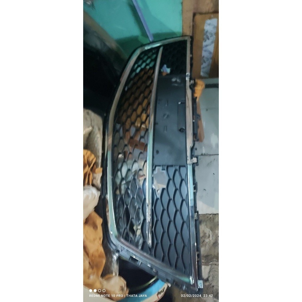 Ram bumper mazda MPV