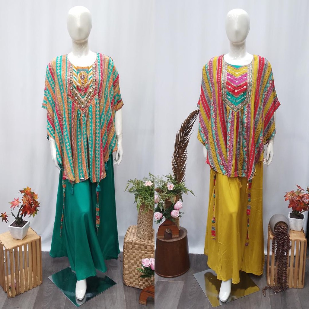 Baju Kaftan India Digital Print Dengan Mute Mutiara Di Bagian Dada