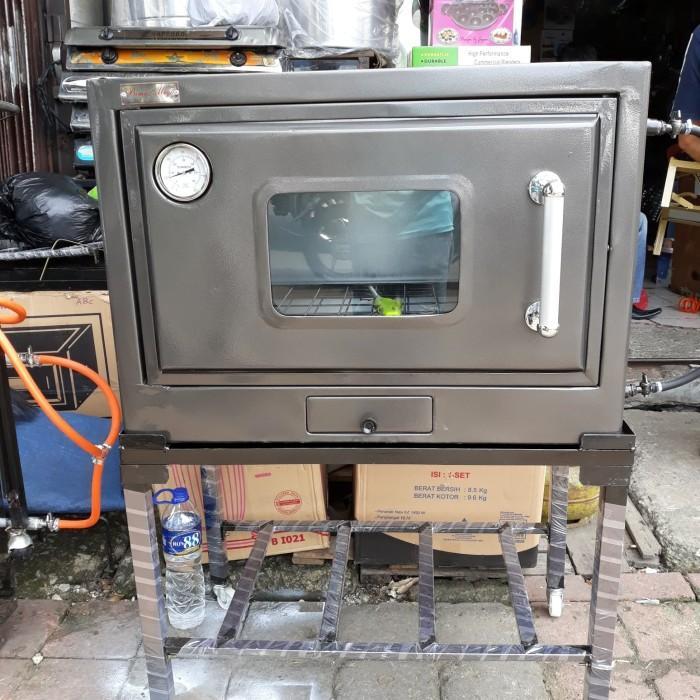CRNA OVEN GAS BIMA