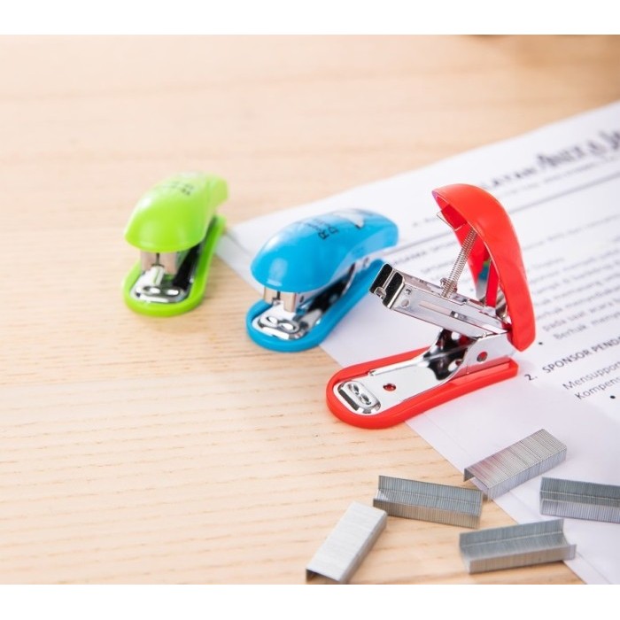 

Deli | Stapler Mini Rainbow Dolls #10 (dengan refill) | E0253