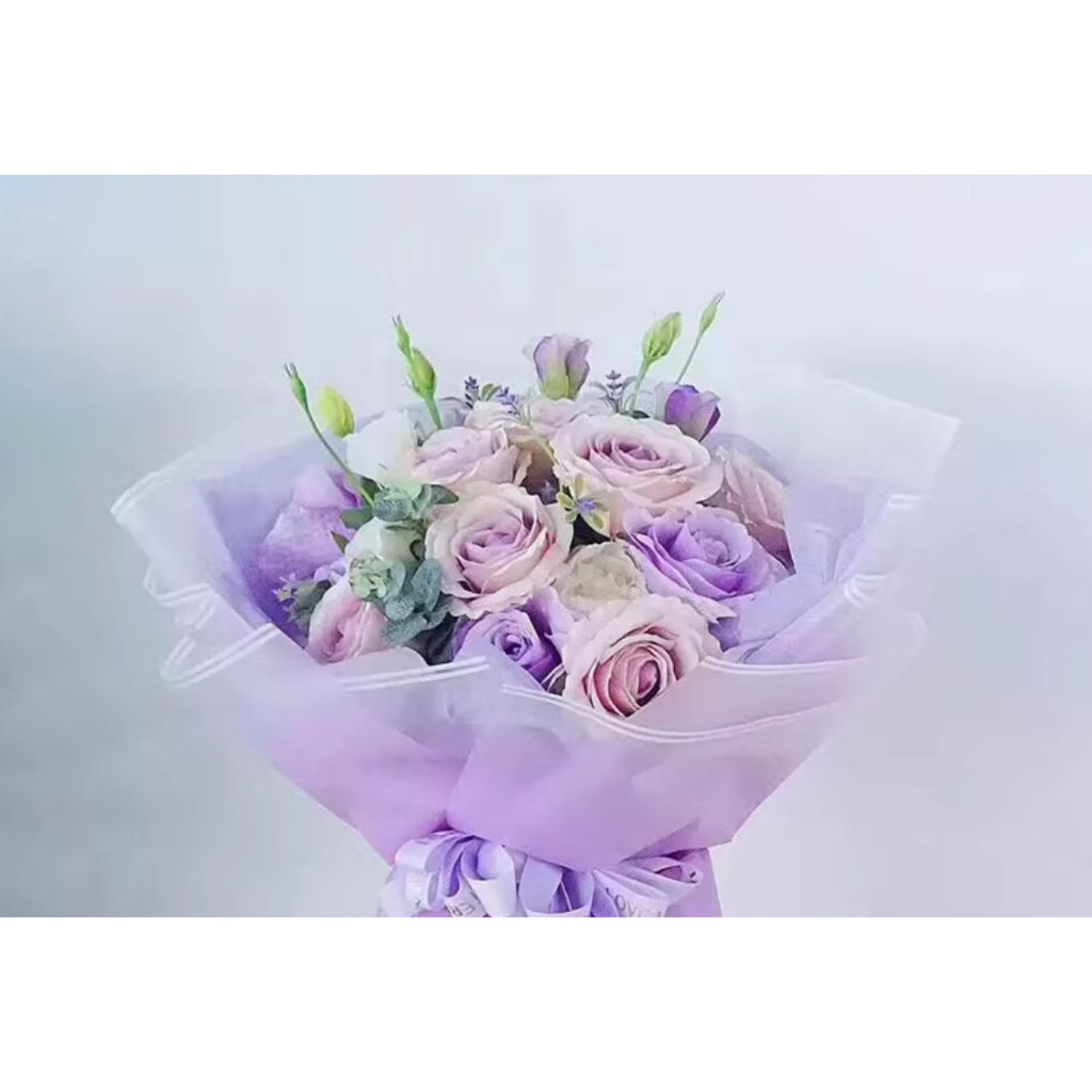 

20 Lembar Kertas Bunga Buket Transparan Garis Gradient Flower Wrapping Cellophane / Kertas Buket Gradasi