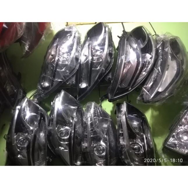 HEADLAMP rush headlamp terios LAMPU depan RUSH 2016 lampu depan TERIOS 2016