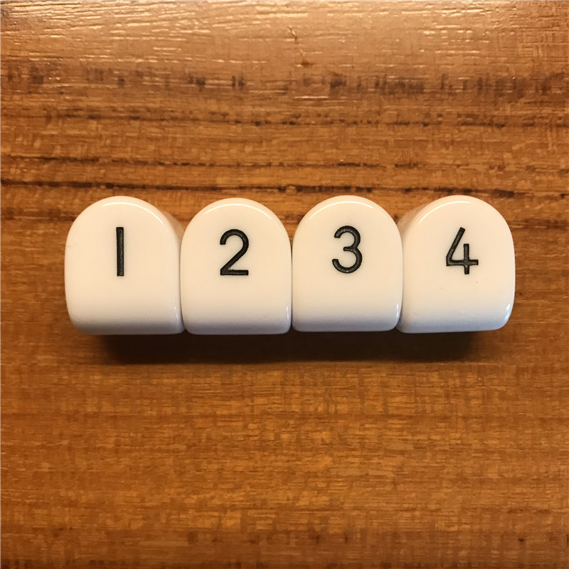 4 Pieces D4 ce 4 Sided Games Casting essman Pieces For Board Games Accessories Desktop Polyhedral Se