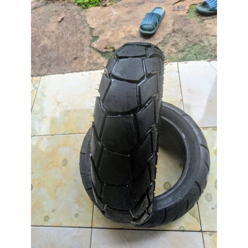 Ban Copotan Motor ADV Ring 13 130/70 Tubles/Ban Belakang Motor ADV