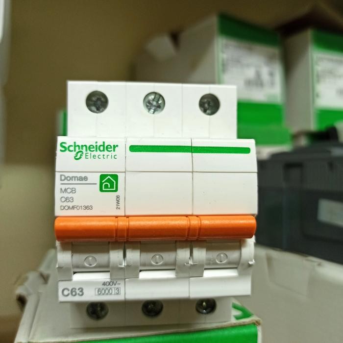 mcb schneider domae 3p 63a schneider mcb