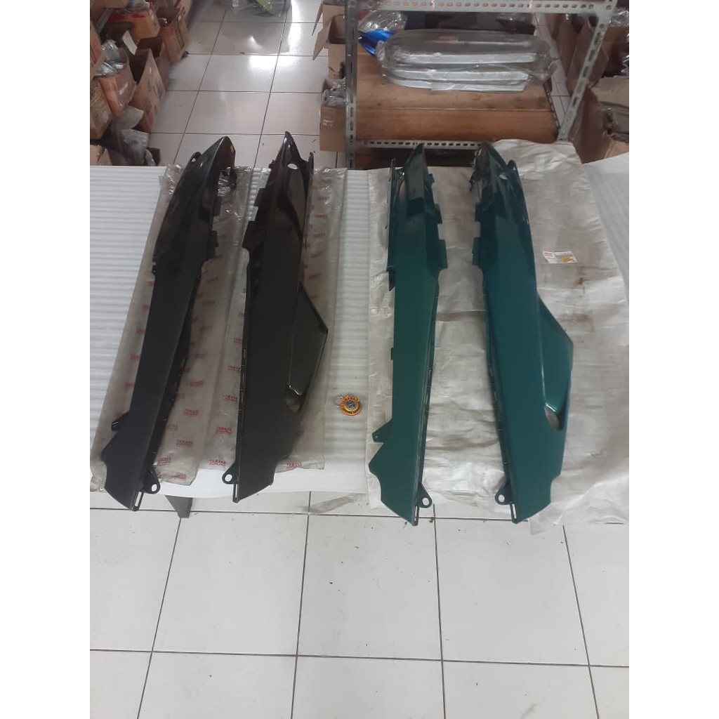 COVER BODY YAMAHA SIGMA SET KANAN KIRI HIJAU DAN HITAM ORIGINAL YGP