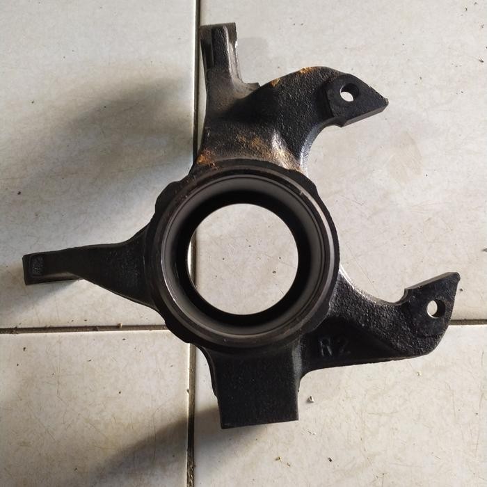 steering knuckle mazda interplay/ford gala RH TOP GRADE