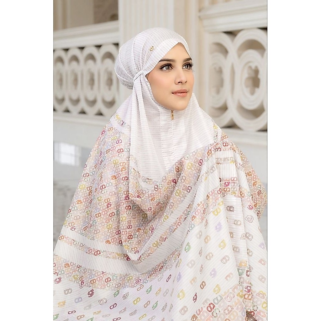 Mukena-Raya Series / Nada Puspita