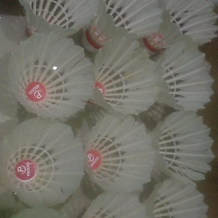 jual shuttlecock jp gold bekas termurah kodisi 90% mendekati baru