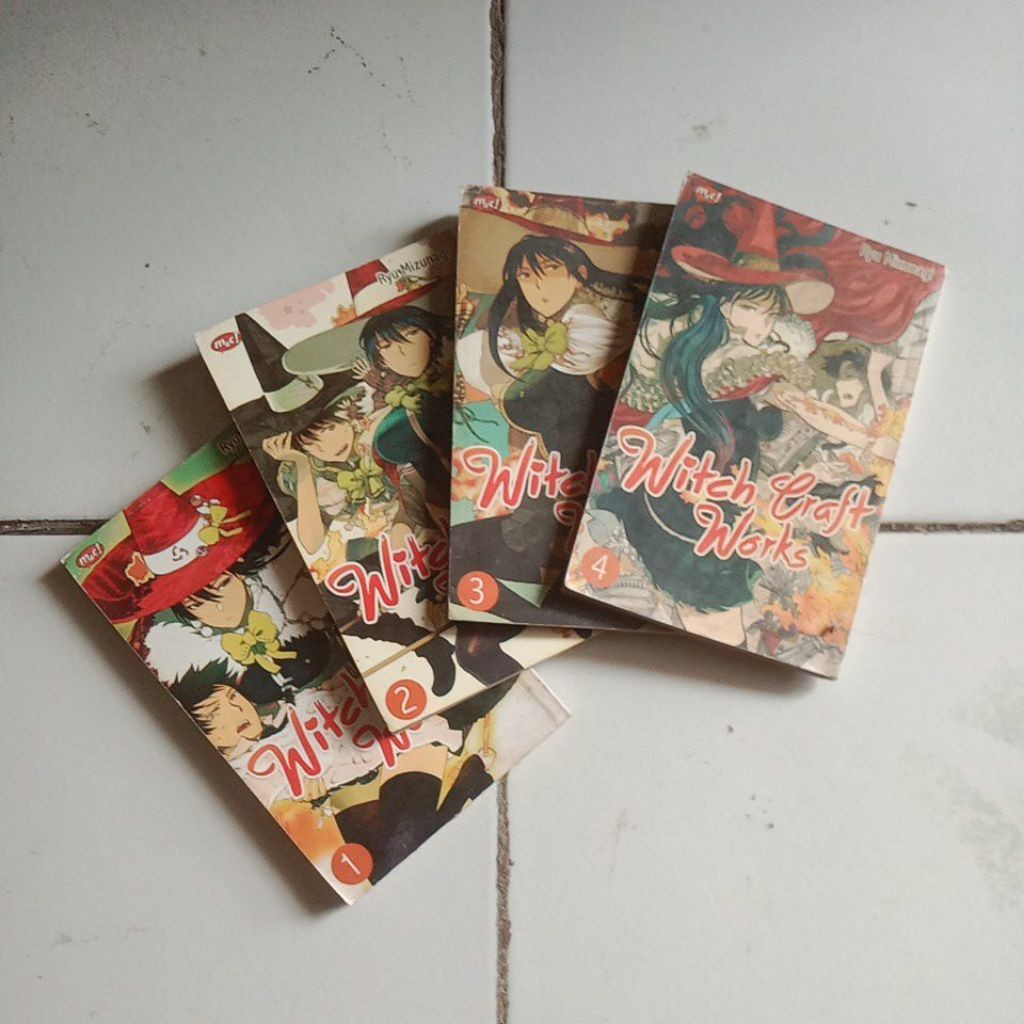 Komik M&C WITCH CRAFT WORKS Original Bekas Baca Deskripsi