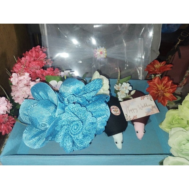 

Paket lengkap seserahan pakaian dalam 1set kimono 2CD 2bra hantaran pernikahan hampers lamaran Wedding Gift parsel bingkisan lingerie kondangan keranjang rotan tile tutup mika