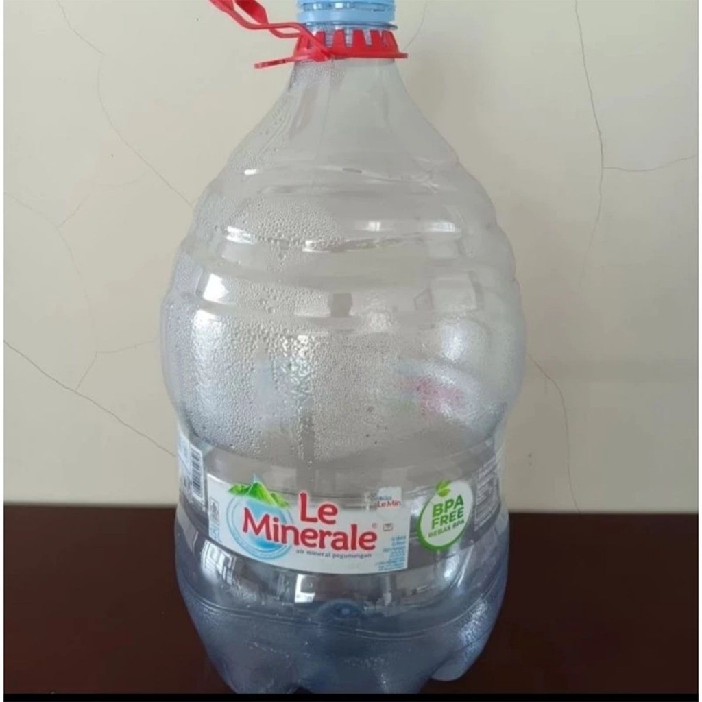 Galon kosong bekas le mineral 15 Liter