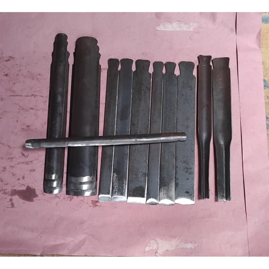 PAHAT UKIR KAYU-PAHAT UKIR JEPARA-PAHAT UKIR CAMPUR 15pcs