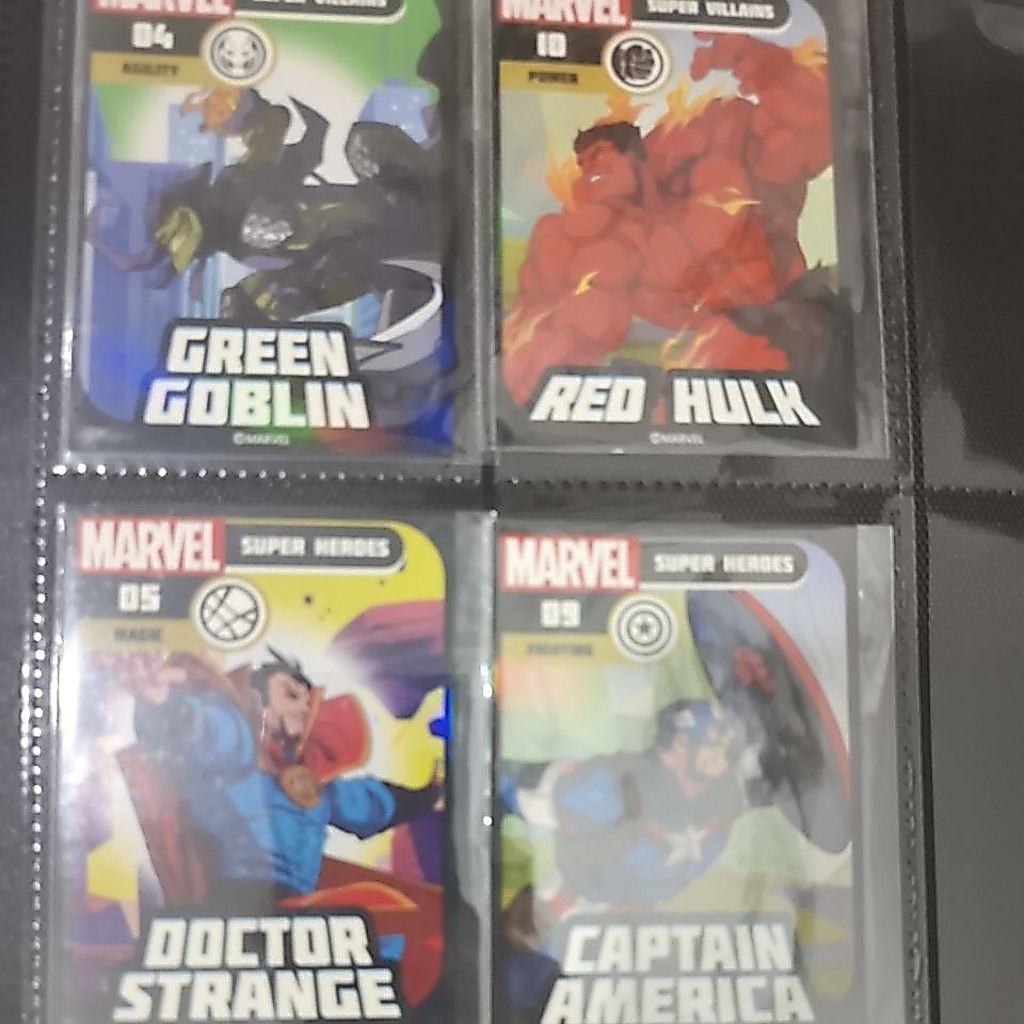 Mainan Kartu Marvel