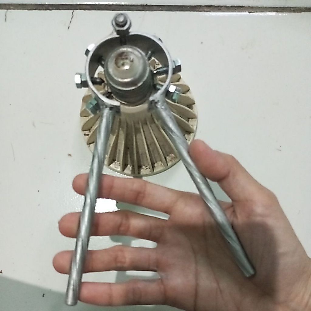 Tang penitik drat lampu e27,Alat service lampu