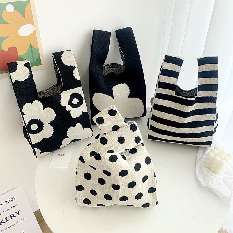 

Tas Jinjing Tote Bag Beruang Lucu Tas Tenteng Hampers Buat Kado Aesthetic handbag tas souvenir Tas Felt atau totebag flanel