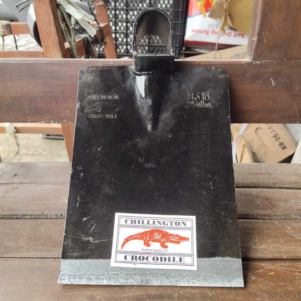 PACUL/CANGKUL LOKAL/CANGKUL THAILAND CROCODILE (PACUL SAJA)/CANGKUL BERKUALITAS