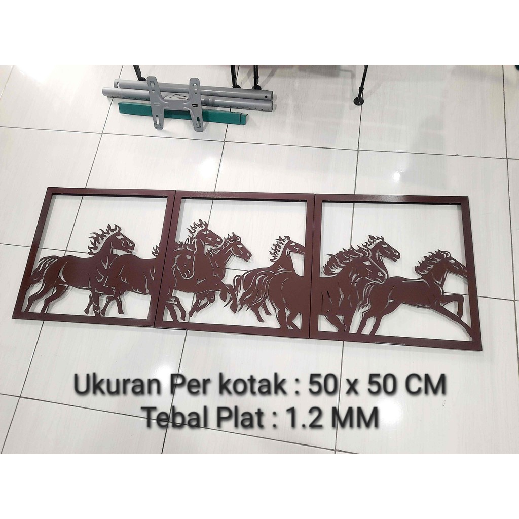 Plat Besi Hiasan Dinding Dekorasi Rumah Laser Cutting ukuran per kotak 50 cm x 50 cm Bahan Plat besi