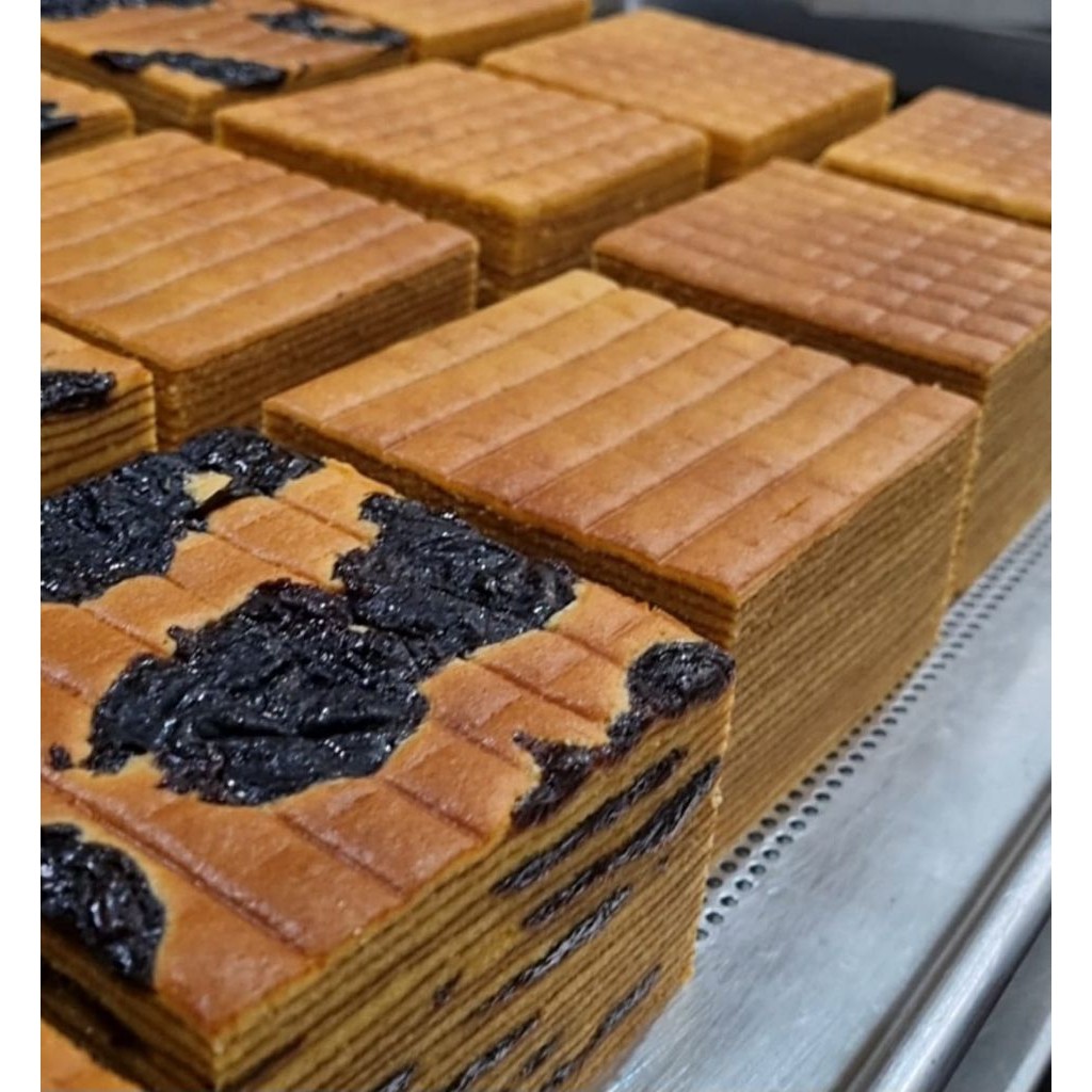 

Lapis Legit Ukuran 10x10Cm