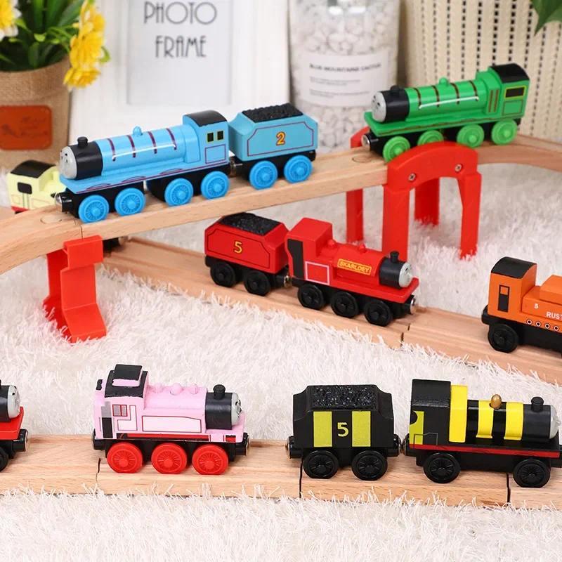 Thomas Wooden Train Toys for Kids James esel Molley Toby Oliver Harold Plane Rail Model Thomas And H