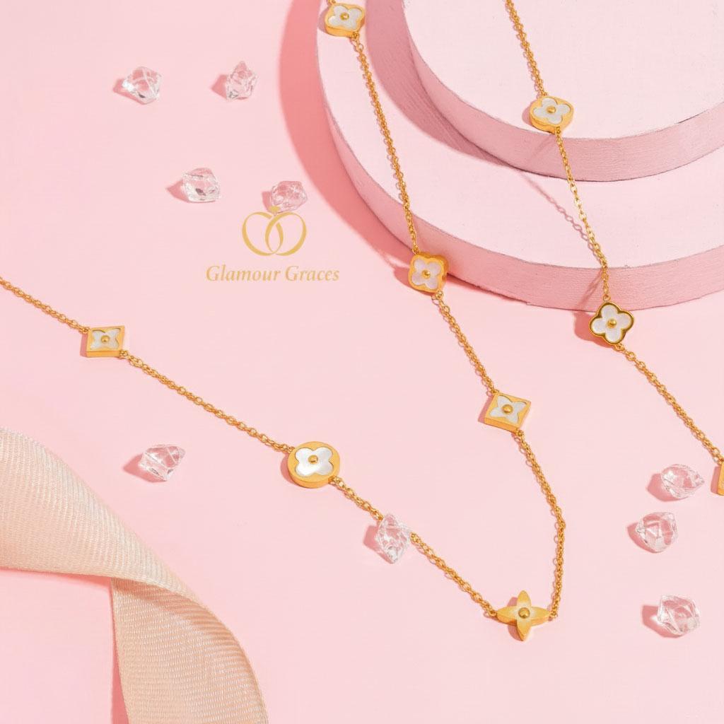 Glamour Graces - kalung titanium wanita anti karat asli Clover Model Charlotte Warna GoldPutih
