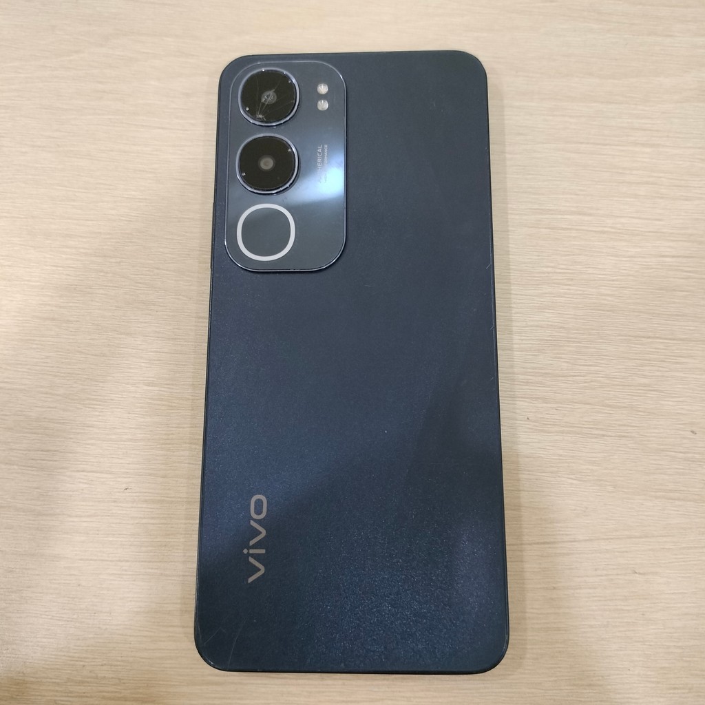 Handphone Vivo Y19s Ram 4/64GB (Batangan, Cek Minus 5) 850175