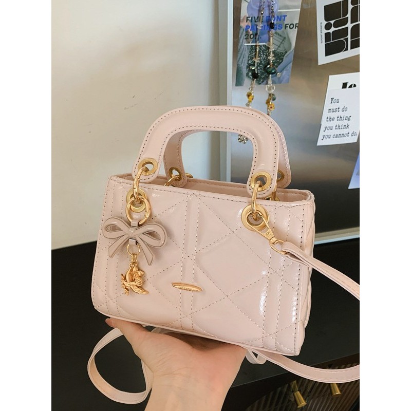 3Laris di Jakarta Tas wanita berbentuk persegi kecil berlapis      Tas Tangan Mewah Gaya Lady Dior