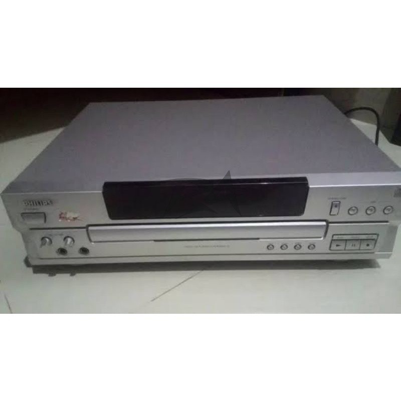 III DVD PLAYER PHILIPS CDC939SV/15 CDC 939 SV KARAOKE FULL COMPATIBILITY SUPPORT CD VCD MP3 BARANG B