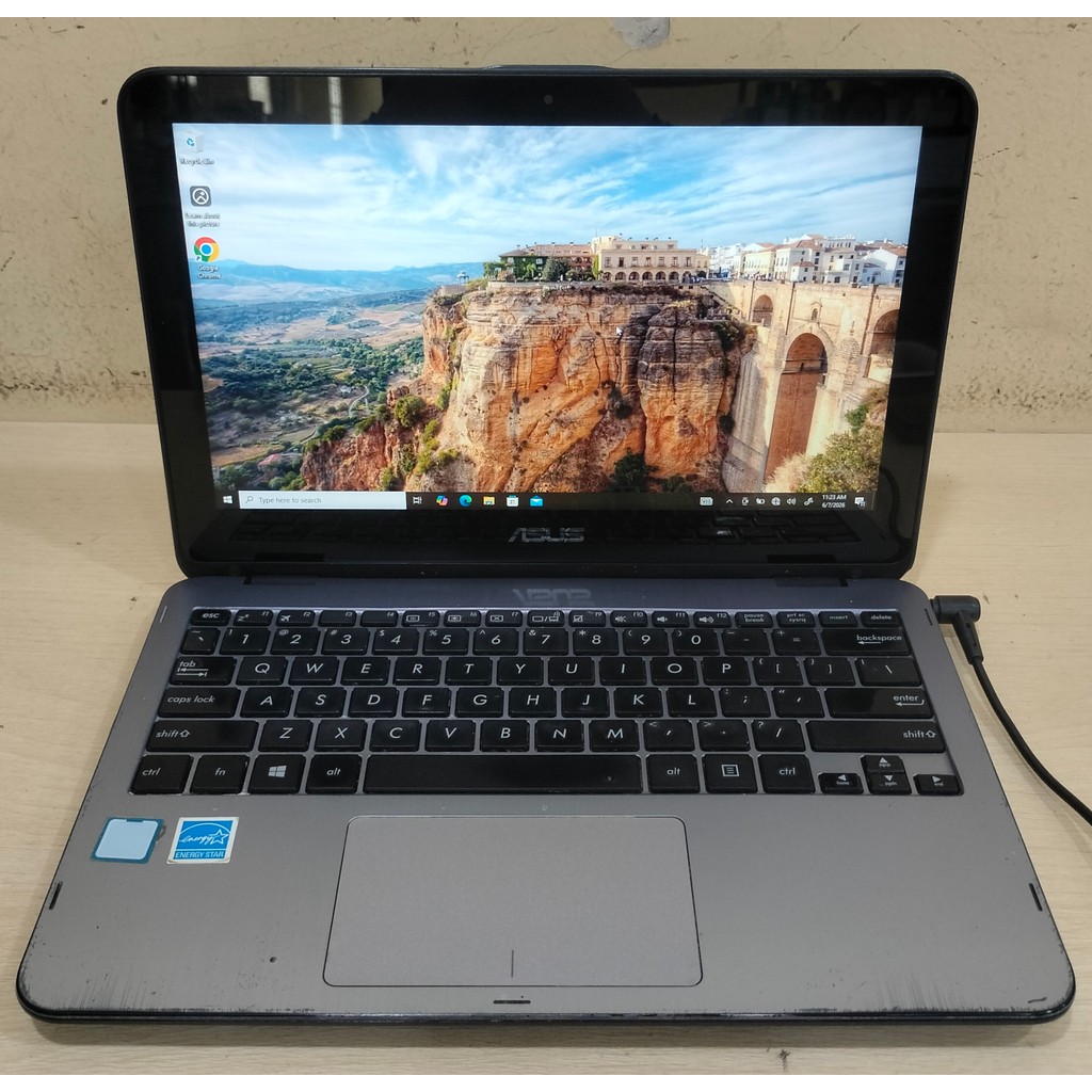 Asus TP203NAH ( touchscreen ) Intel Pentium CPU N4200 ram 4 SSD 256 2017 Intel hd graphics 505 (6111
