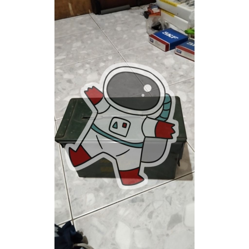 BOX KOTAK BESI BEKAS PELURU PINDAD