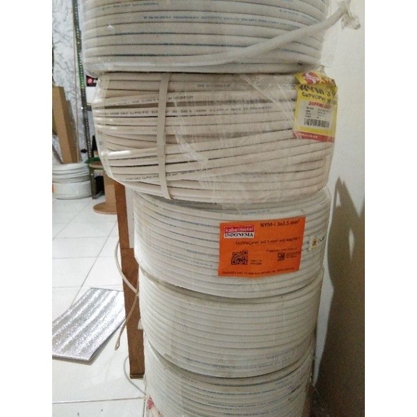 PoweHome kabel NYM 3x2,5 kabelmetal / NYM 3x2.5mm kabelmetal