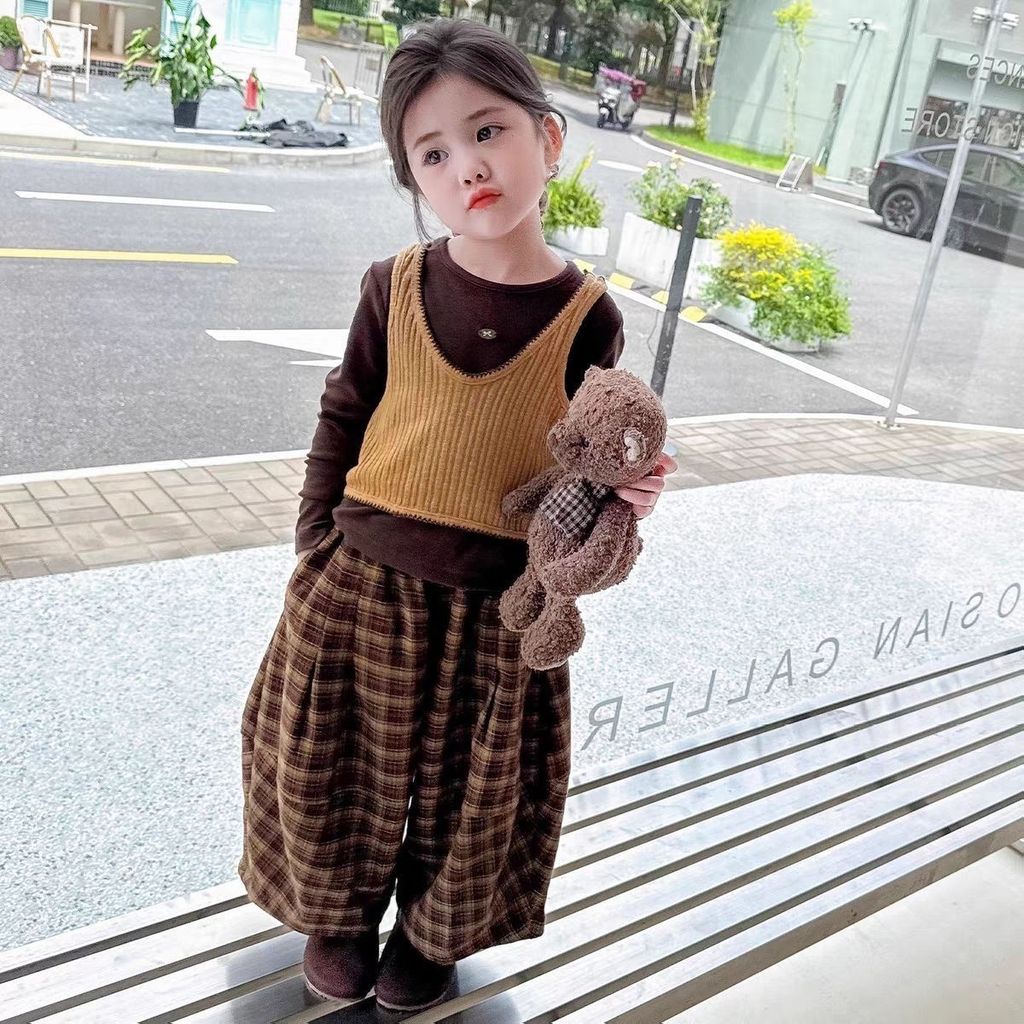 Set celana kotak-kotak anak-anak baru gaya asing gaya Korea gaya kasual tiga potong set.